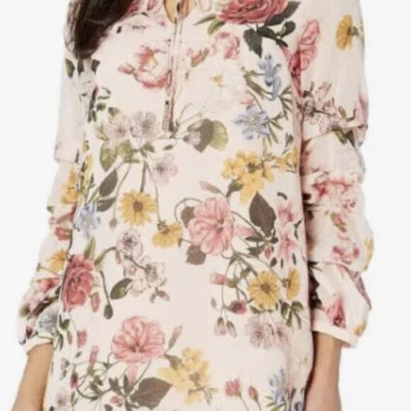 Vince Camuto V-Neck Floral Mini Dress | Pink Floral Pattern | Size 6 - Picture 8 of 10